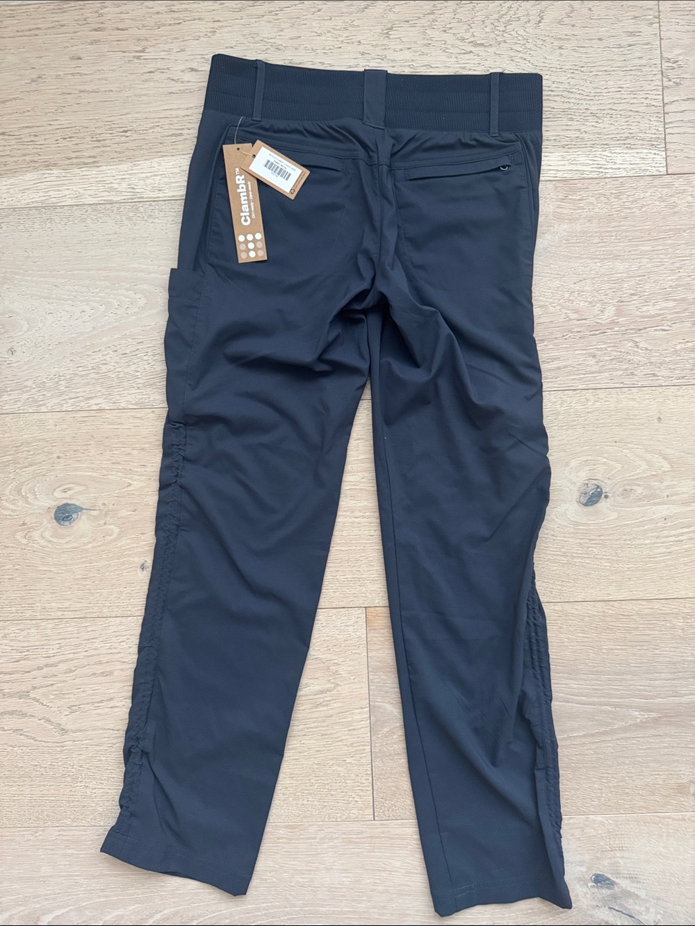 Title Nine Recycled Clamber 2.0
Hiking Pant Lightweight
Stretch Size 4 Blue - Picture 2 of 9